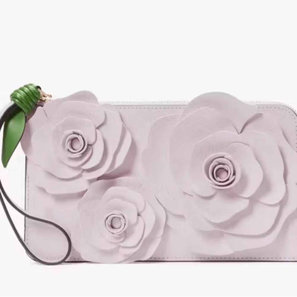 Kate Spade Floral L-zip Wristlet